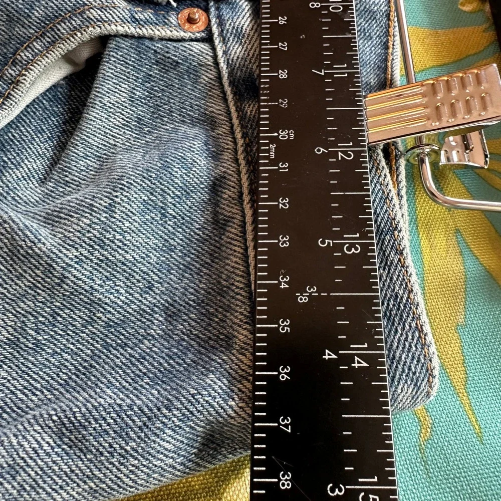 VTG Levis 505 Jeans Mens W31 Straight Light Wash Blue Denim Batwing tag 0902 GUC